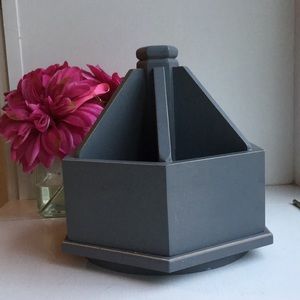 Rotating Organizer